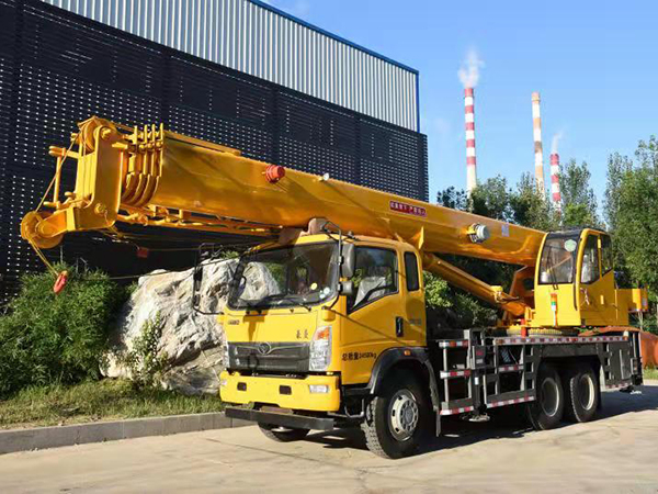20噸隨車(chē)吊廠家 20噸隨車(chē)吊廠家